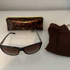 Tory Burch used sunglasses with dust bag and sunglass case